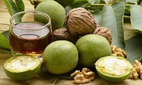 Infúzia vlašských orechov na odstránenie parazitov z tela